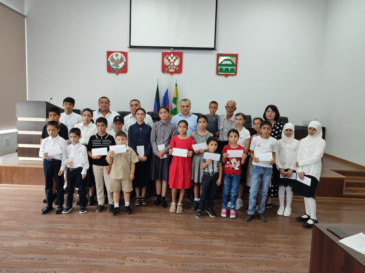 БЛАГОТВОРИТЕЛЬНАЯ АКЦИЯ "ПОМОГИ СОБРАТЬСЯ В ШКОЛУ"